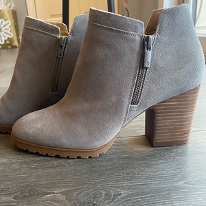 NWOT Lucky Brand Booties